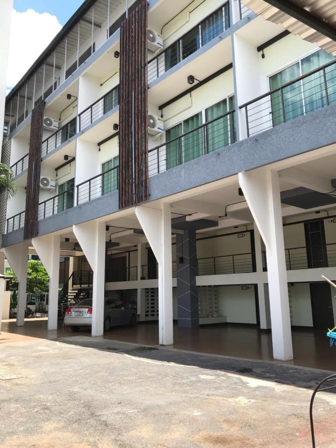 Vatchara Northgate Hotel Nakhon Sawan Esterno foto