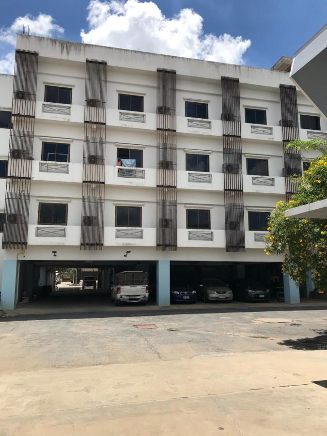 Vatchara Northgate Hotel Nakhon Sawan Esterno foto