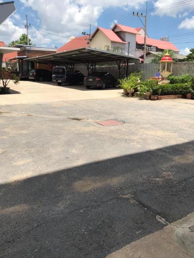 Vatchara Northgate Hotel Nakhon Sawan Esterno foto